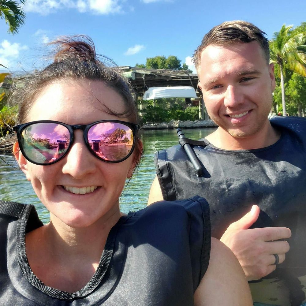 Meet your Posher, Mj